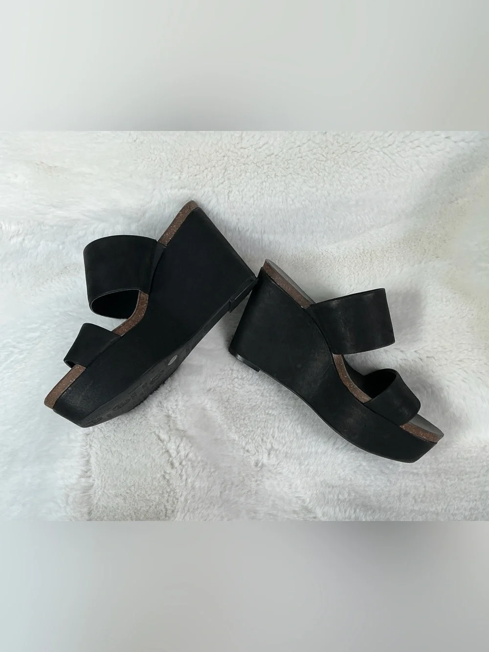 Vince Camuto Black Double-Strap Wedge Slide Sandals